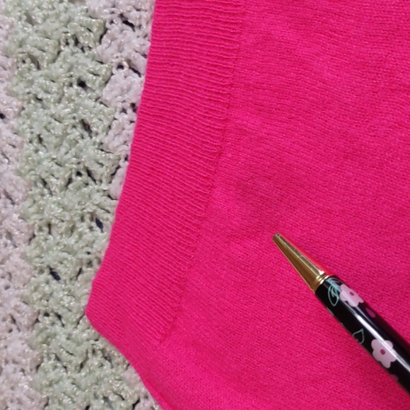 Brodie Cashmere Short Sleeve Sweater Small Pink - Picture 12 of 12